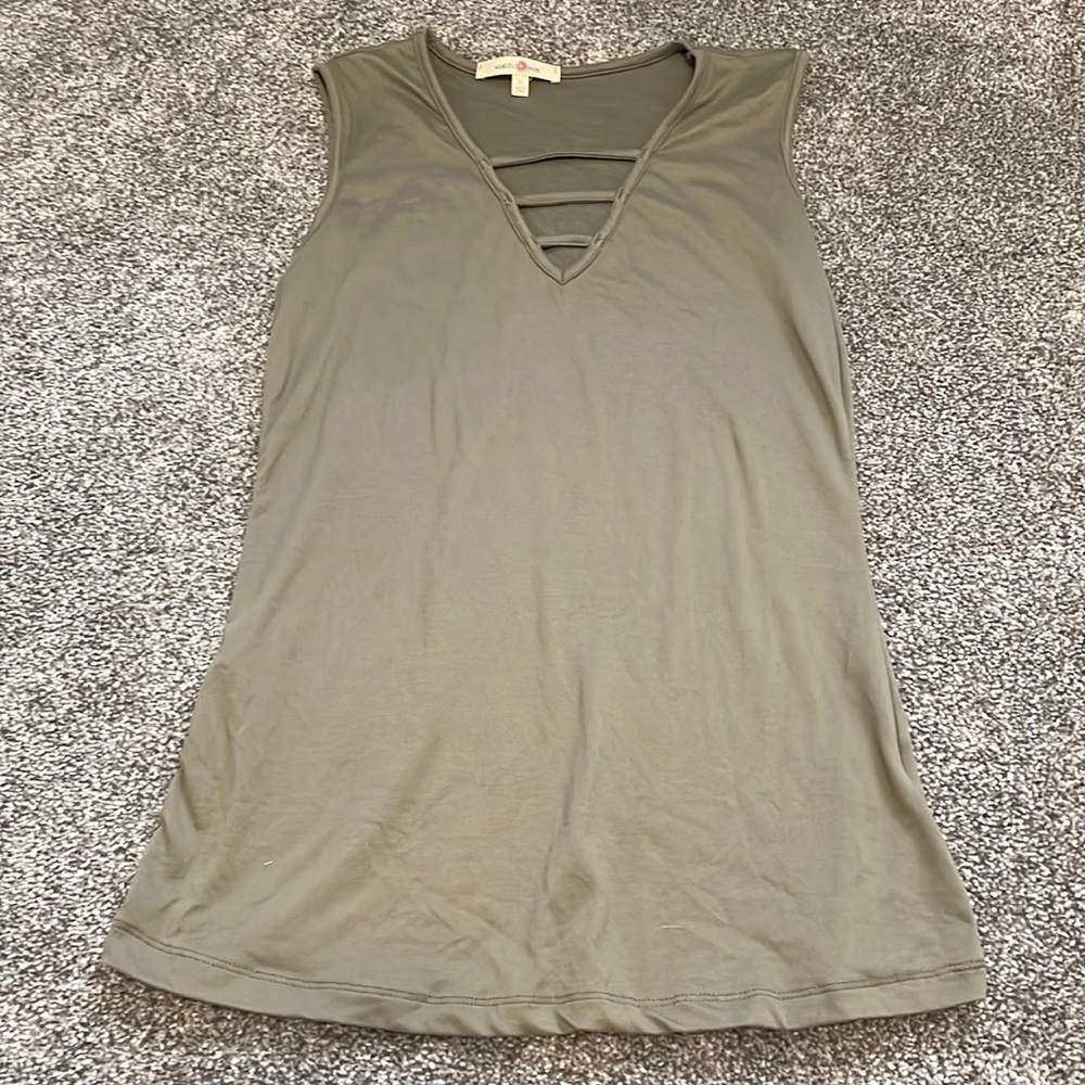 Green tank tops